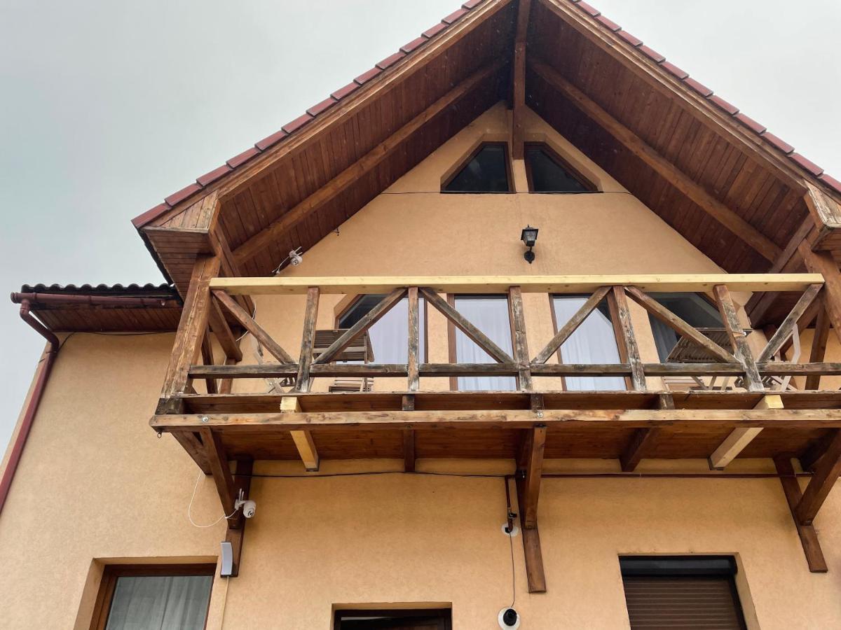 Casa Cu Balcon Apartment Brasov Exterior photo
